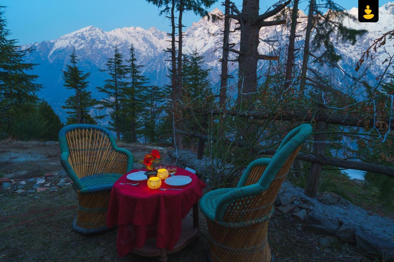 The Monk Campsite By Livingstone Kalpa Esterno foto