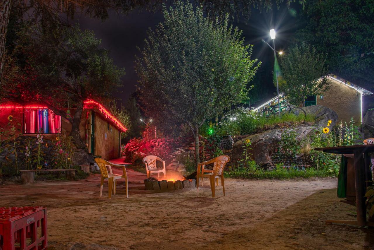 The Monk Campsite By Livingstone Kalpa Esterno foto
